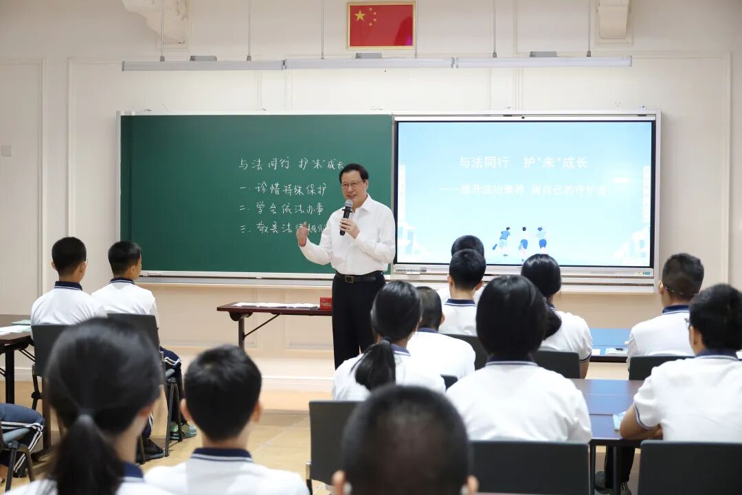 �������������뷨ͬ�С���Ӧ�µ�����������ͬѧ��ͬ�Ϸ��ο�